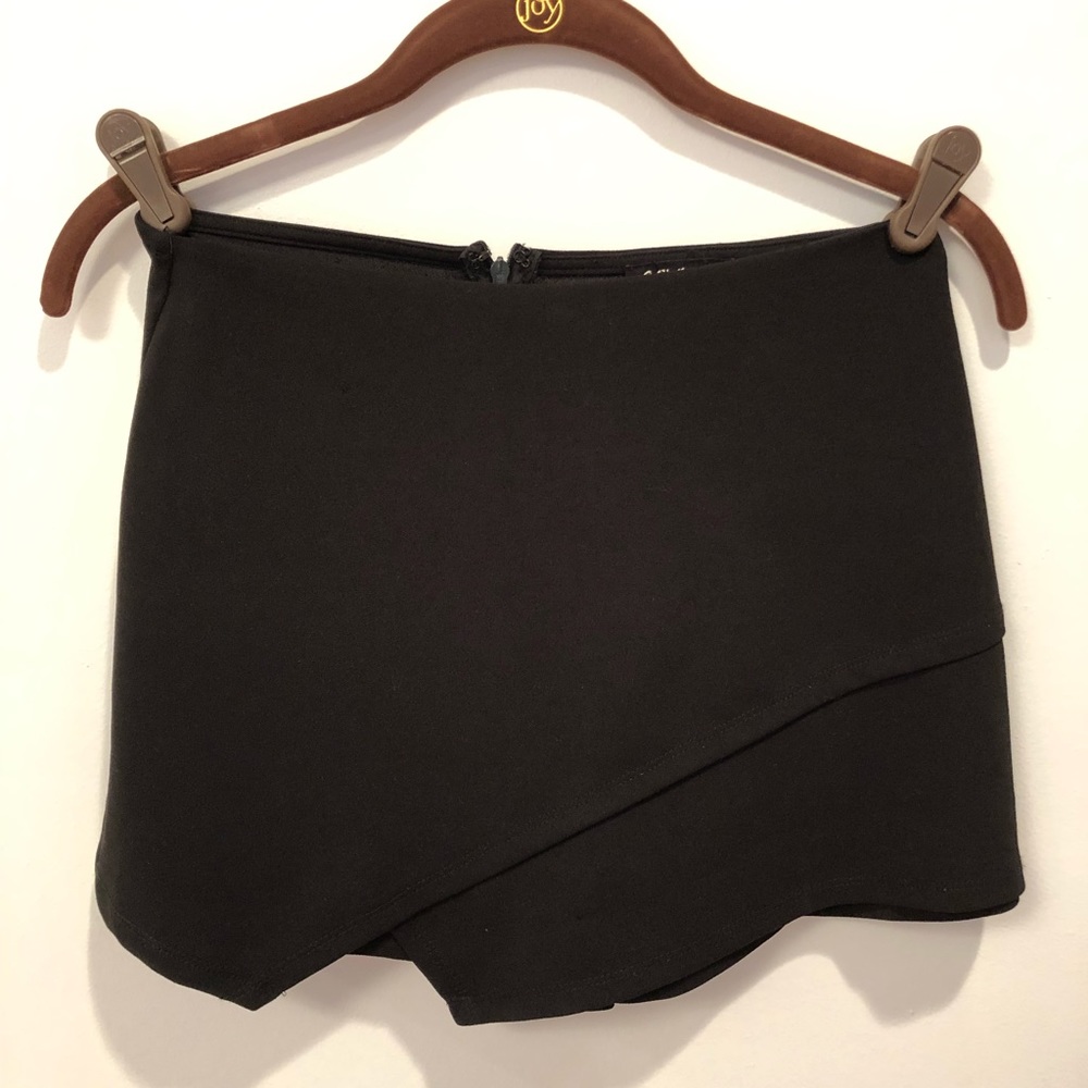 Envelope Skort